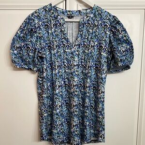 Micoson Women’s Sz Small V-Neck Floral Blue Puff Sleeve Blouse w/ Pin Tuck Front